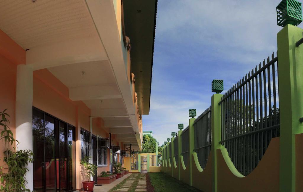 Amerson Pension Place Puerto Princesa Εξωτερικό φωτογραφία