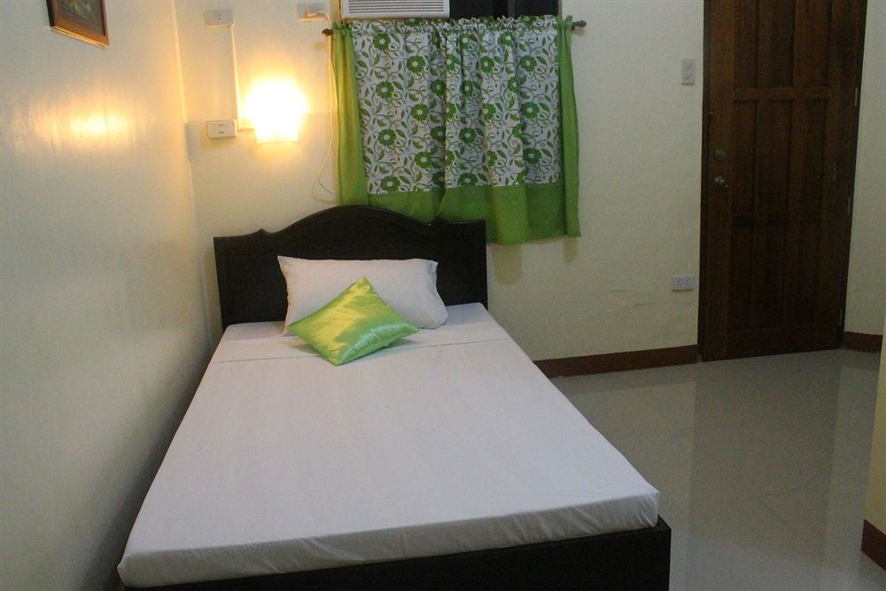 Amerson Pension Place Puerto Princesa Εξωτερικό φωτογραφία