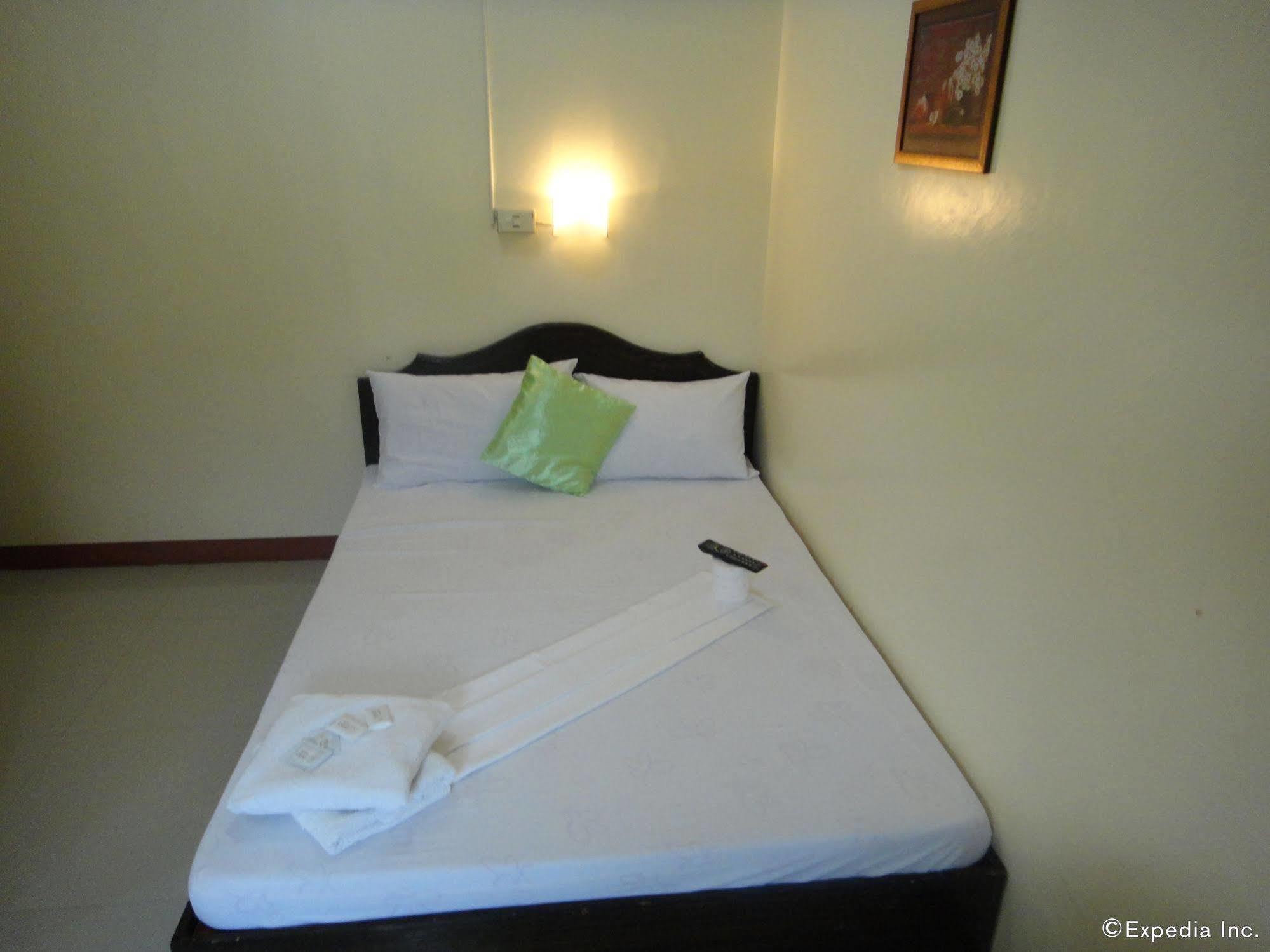 Amerson Pension Place Puerto Princesa Εξωτερικό φωτογραφία